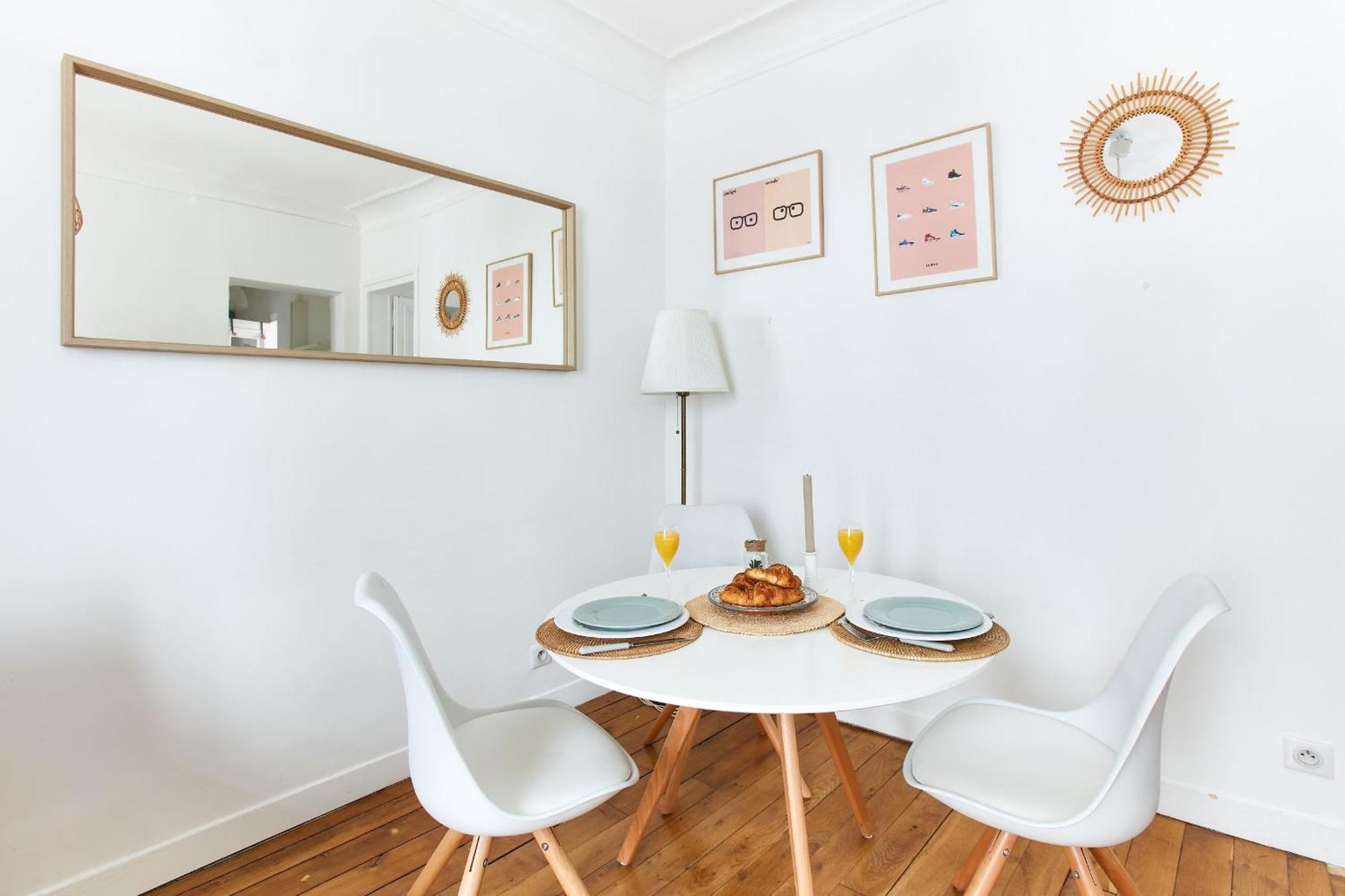 Montmartre & Rue Durantin - 1Br - Cityapartmentstay Paris Ngoại thất bức ảnh